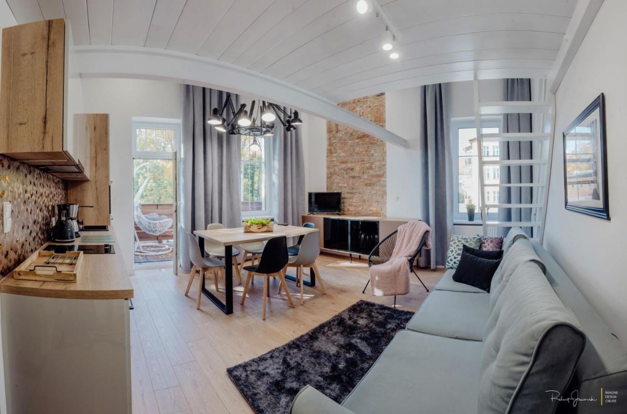 Apartament Lux Cieplice يلينيا غورا المظهر الخارجي الصورة